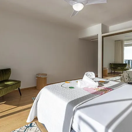 Flowers Island House 8 Infinity Appartement