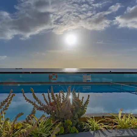 Flowers Island House 8 Infinity Appartement *