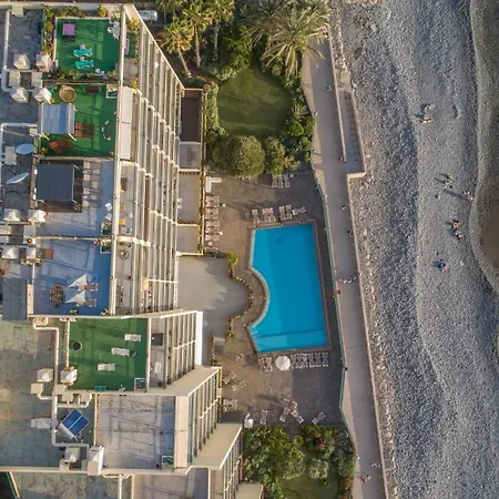 Flowers Island House 8 Infinity * Funchal (Madeira)