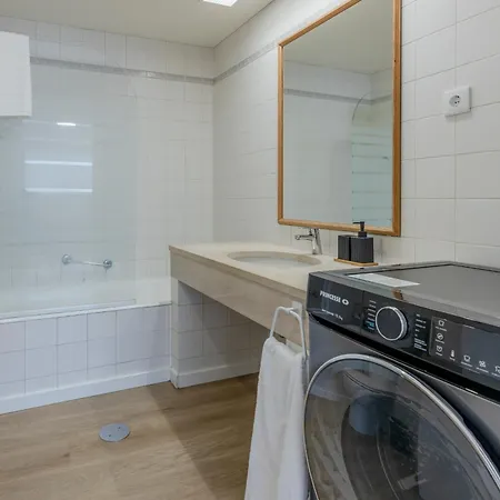 Flowers Island House 8 Infinity