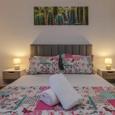 Apartman Flowers Island House 8 Infinity *