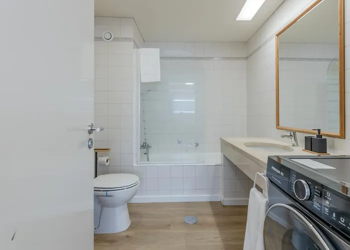 Flowers Island House 8 Infinity