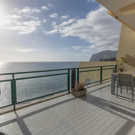 Flowers Island House 8 Infinity Apartment *