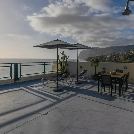 Flowers Island House 8 Infinity *