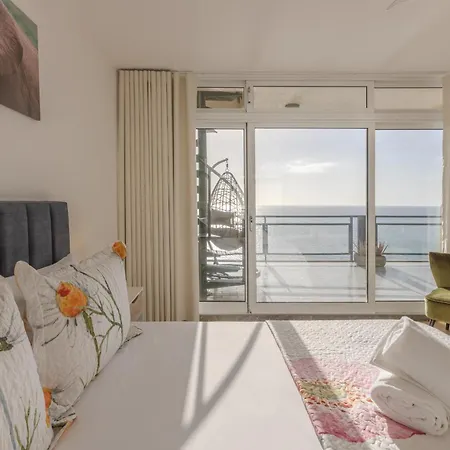 Apartment Flowers Island House 8 Infinity