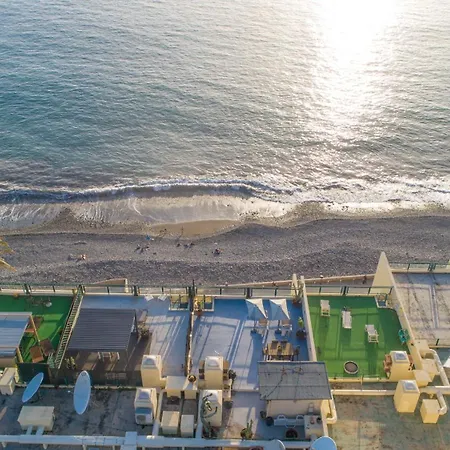 Flowers Island House 8 Infinity