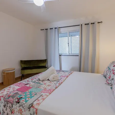 Apartment Flowers Island House 8 Infinity Funchal (Madeira)