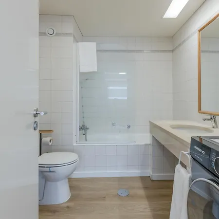 Flowers Island House 8 Infinity