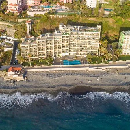 Flowers Island House 8 Infinity * Funchal (Madeira)