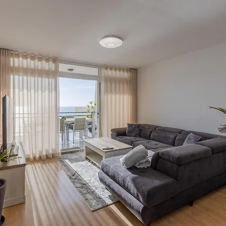 Flowers Island House 8 Infinity Apartment *