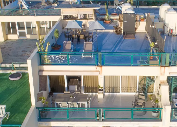 Апартаменты Flowers Island House 8 Infinity *