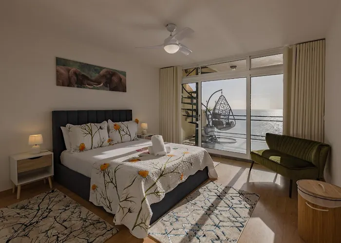 Апартаменты Flowers Island House 8 Infinity Фуншал