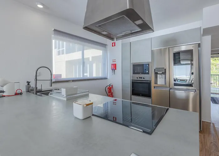 Flowers Island House 8 Infinity 아파트 푼샬