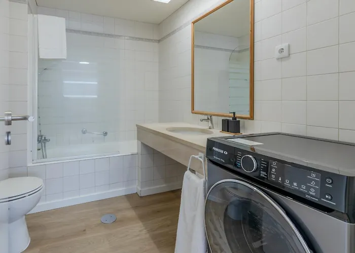 Flowers Island House 8 Infinity