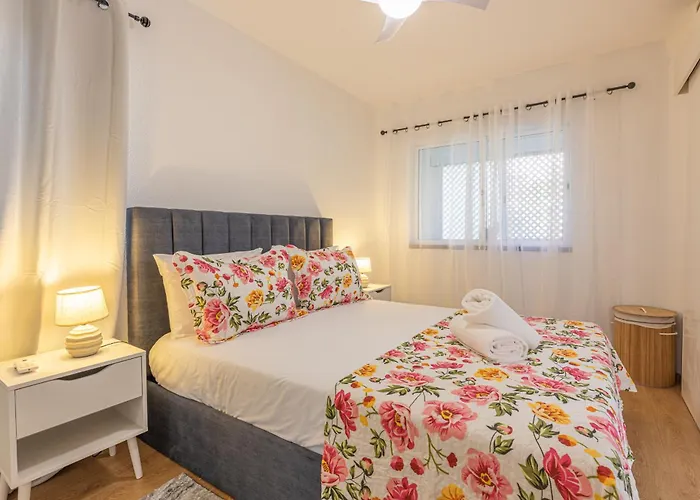 Flowers Island House 8 Infinity *